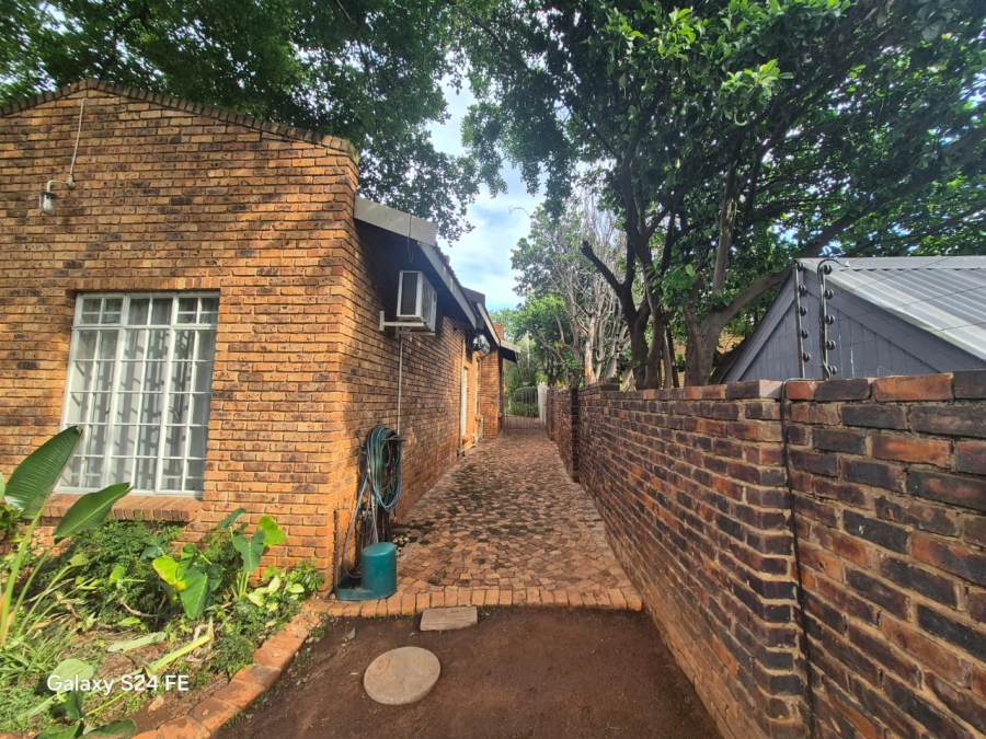 4 Bedroom Property for Sale in Cashan North West